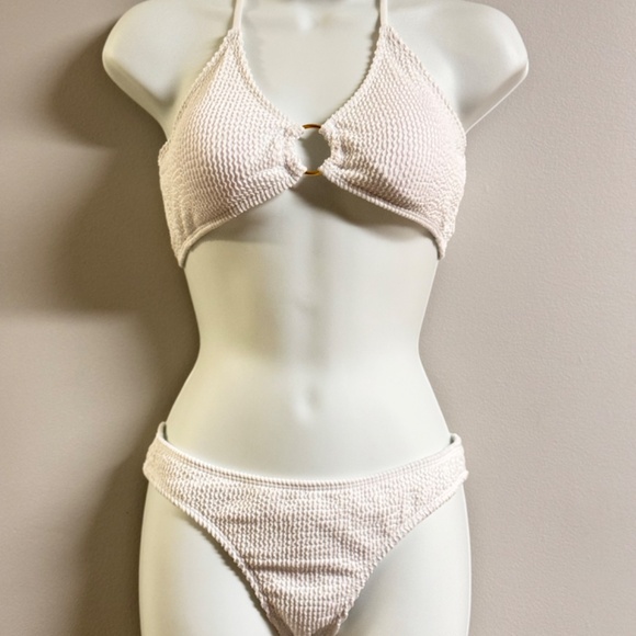 2 pc Cheeky Halter Ring Bikini Set new without tag - Picture 2 of 4